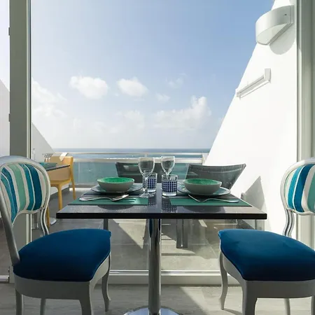 Luxury Over The شقة *